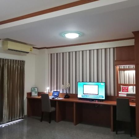 是拉差路线酒店及公寓 Ban Laem Chabang 外观 照片